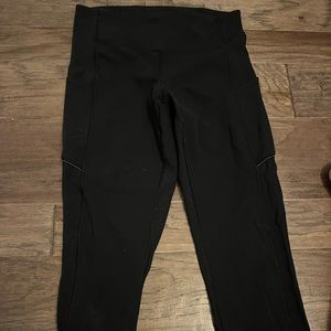 Lulu lemon size 6 black leggings